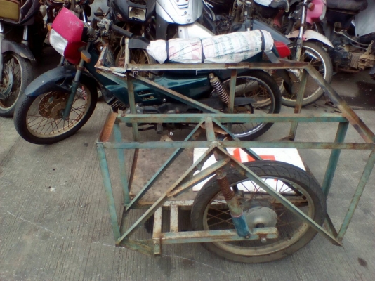 มอไซด์+รถพ่วงข้างมีเล่ม