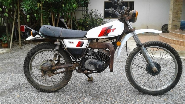 ขาย DT100 เอกสารพร้อมโอนภาษีขาดเกินเครื่องดีคันสตาร์ทคันเกียร์โครงไม่เชื่อมเหมาะเอาไปจัดสภาพอีกที