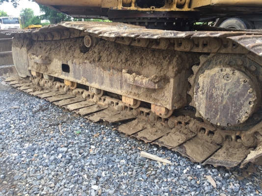 Cat 312B เก่านอก ใบอินวอย ไฟฟ้าครบ เครื่องเดิม ปั้มเดิม มีลายกันกระแทก สนใจติดต่อสอบถามได้ที่ 0802719535 คุณเบียร์ ไอดีไลน์ 0802719535