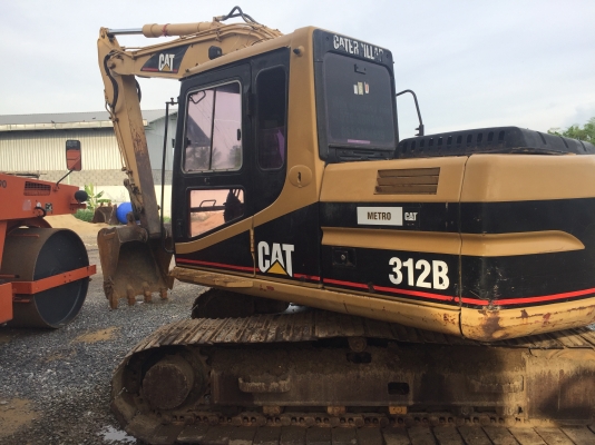 Cat 312B เก่านอก ใบอินวอย ไฟฟ้าครบ เครื่องเดิม ปั้มเดิม มีลายกันกระแทก สนใจติดต่อสอบถามได้ที่ 0802719535 คุณเบียร์ ไอดีไลน์ 0802719535