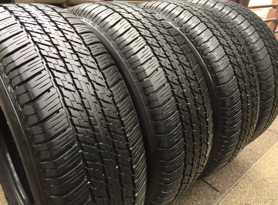 ยาง Bridgestone 265 60 18 ปลายปี15 ดอกเต็ม เนื้อนิ่มๆ ราคาไม่แพง ยาง Bridgestone 265 60 18 ปลายปี15 ดอกเต็ม เนื้อนิ่มๆ ราคาไม่แพง