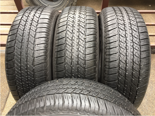 ยาง Bridgestone 265 60 18 ปลายปี15 ดอกเต็ม เนื้อนิ่มๆ ราคาไม่แพง