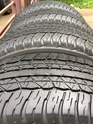 ยาง Dunlop 265 65 17 ปี16 ดอกเต็ม เนื้อนิ่มๆ ไม่มีปะ ใช้ยาว ราคาไม่แพง