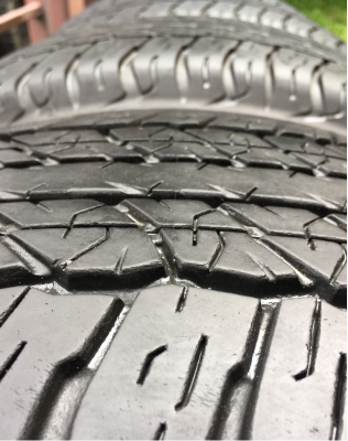 ยาง Dunlop 265 65 17 ปี16 ดอกเต็ม เนื้อนิ่มๆ ไม่มีปะ ใช้ยาว ราคาไม่แพง