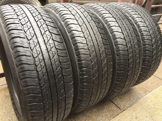 ยาง Dunlop 265 65 17 ปี16 ดอกเต็ม เนื้อนิ่มๆ ไม่มีปะ ใช้ยาว ราคาไม่แพง