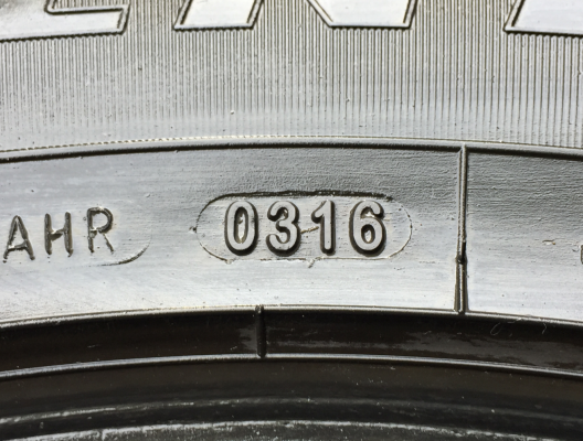 ยาง Goodyear 265 65 17 ปี16 ดอกเต็ม ใช้ยาว ราคาไม่แพง
