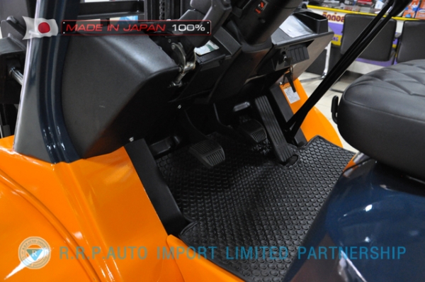 ขายรถโฟล์คลิฟท์มือสอง TOYOTA รุ่น 7FD25-11741 นำเข้าจากประเทศญี่ปุ่น 100\% ไม่เคยใช้งานในไทย