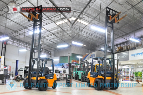 ขายรถโฟล์คลิฟท์มือสอง TOYOTA รุ่น 7FD25-11741 นำเข้าจากประเทศญี่ปุ่น 100\% ไม่เคยใช้งานในไทย