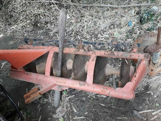 ผานพรวน6ใบ22นิ้วสภาพใช้งานใด้ปกติคับ