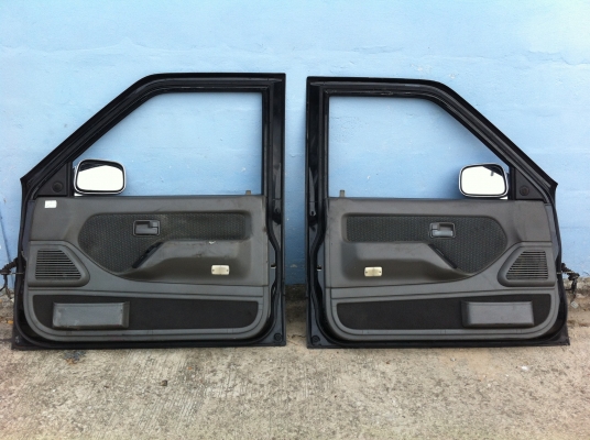 ประตูไฟฟ้า isuzu mu japan ใส่ tfr dragon cameo คู่ละ 7000 บาท