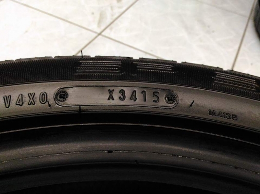 ยาง \% คัดสภาพ Dunlop Sportmax 215 45 18 (made in japan) ผลิตปี 2015 ยางสวย ดอกหนา ขายถูก ทั้งชุด 5,800.- NET ใส่ ถ่วง เปลี่ยนจุ๊บใหม่ ส่งทั่วไทยค่ะ ยาง \% คัดสภาพ Dunlop Sportmax 215 45 18 (made in japan) ผลิตปี 2015 ยางสวย ดอกหนา ขายถูก ทั้งชุด 5,800.- NET ใส่ ถ่วง เปลี่ยนจุ๊บใหม่ ส่งทั่วไทยค่ะ