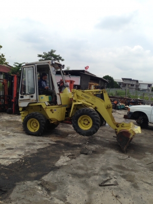 ขายรถตักล้อยาง Komatsu Wa30-5E เอวอ่อน