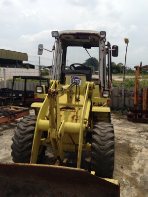 ขายรถตักล้อยาง Komatsu Wa30-5E เอวอ่อน