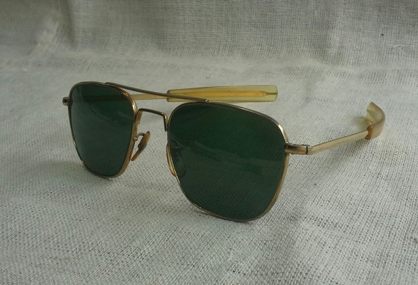 แว่นตาอเมริกันเสืออากาศ ยุค &#039;70s  โมเดล &#039;นักบินรบ&#039; อันลือลั่น  ราคานักศึกษา!    Vintage COMMAND handmade in USA