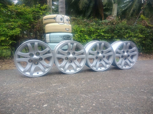 ขายล้อแม็กToyota Tiger D4D สีเดิมโรงงาน ขอบ 15 4 วง ราคา 5,500 บาท ขายล้อแม็กToyota Tiger D4D สีเดิมโรงงาน ขอบ 15 4 วง ราคา 5,500 บาท