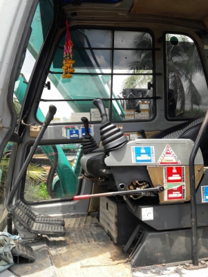 ขายKOBELCO SK60-2  มาร์คไฟว์  มีลายแย๊ก  ใช้งานมาแค่ 6,XXX  ชั่วโมง  แอร์เย็น เครื่องปั๊มดี  ลองระบบกันได้ทุกวัน โทร 089-3818694 ดวงนภา