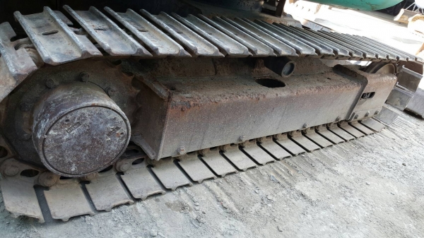 ขายKOMATSU PC25-7  เก่าญี่ปุ่นแท้  สภาพสวย  พร้อมใช้  ลองระบบกันได้ทุกวัน  โทร 089-3818694  ดวงนภา