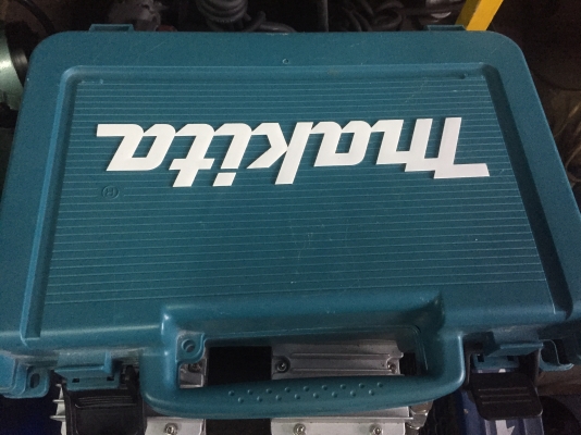 ขายสว่านแบต MAKITA 10.8v มือสองสภาพสวยพร้อมใช้ครับ ขายสว่านแบต MAKITA 10.8v มือสองสภาพสวยพร้อมใช้ครับ