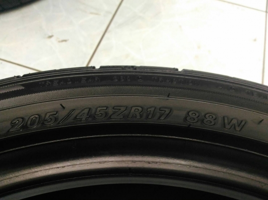 ยาง\% คัดสภาพ Falken ZE912 205 45 17 ผลิตปลายปี 2014 ยางยังสวย ไม่มีปะ ขายถูก 4 เส้น 2200.- NET ยาง\% คัดสภาพ Falken ZE912 205 45 17 ผลิตปลายปี 2014 ยางยังสวย ไม่มีปะ ขายถูก 4 เส้น 2200.- NET