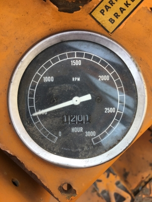 ขายรถตัก KOMATSU JH80C ขนาดเทียบเท่า WA380 เครื่อง ISUZU 6 สูบ เกียร์ ปั้ม สมบูรณ์พร้อมใช้ครับ ติดต่อ 063-9316985 ID LINE : 0639316985 ครับ