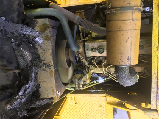 KOMATSU รุ่น: SD23-3