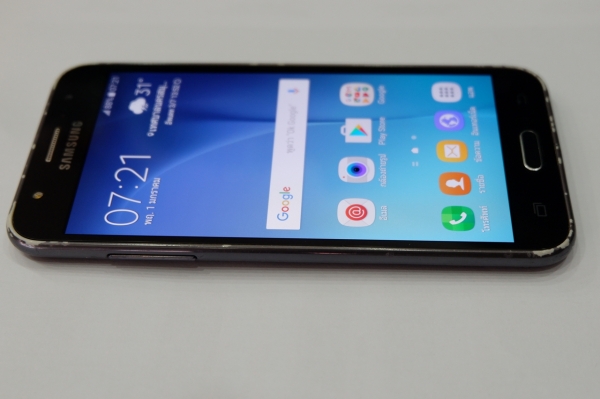 Samsung Galaxy J5 (SM-J500G) สภาพดี ส่งฟรี