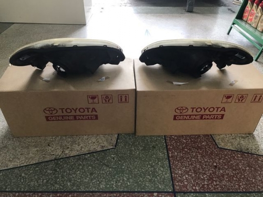 ขายไฟหน้า VIOS 05-06 แท้ติดรถ ตามสภาพ ขายไฟหน้า VIOS 05-06 แท้ติดรถ ตามสภาพ