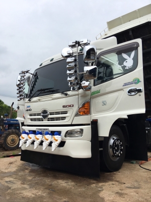 Hino 8J เครื่อง 251 แรง ปลายปี 55 ดัมพ์สามมิตร