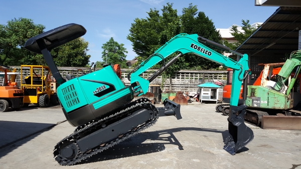 ขาย รถขุด KOBELCO รุ่น SK30SR มือสองญี่ปุ่น แทรกเหล็ก สลักบูท เอวแน่น 100\% ปั้มนิ้ว คอนโทรลสั้น ทำงานดี ทุกระบบ มือถือ/LINE ID : 0818753444