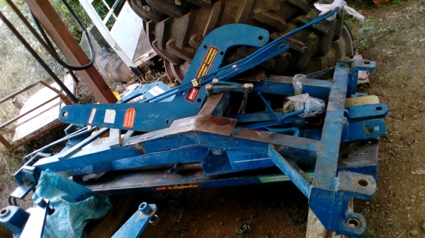 ชุดดันหน้ารถไถใหญ่