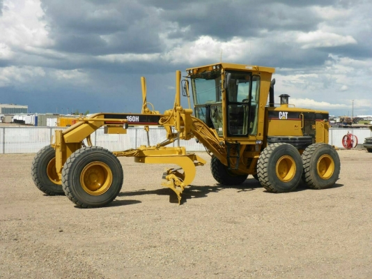 ขาย CAT 160 H ปี 2004 ชม 11000 ชม.