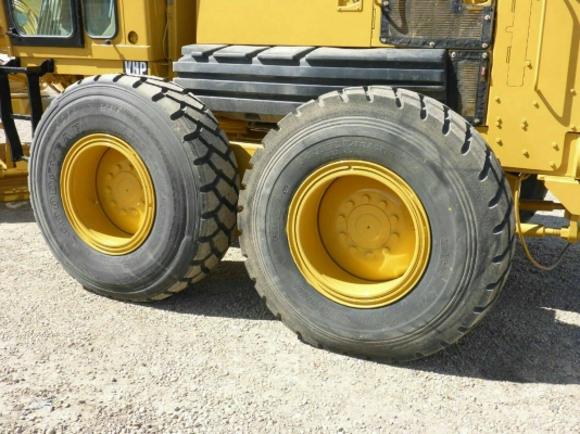 ขาย CAT 160 H ปี 2004 ชม 11000 ชม. ขาย CAT 160 H ปี 2004 ชม 11000 ชม.