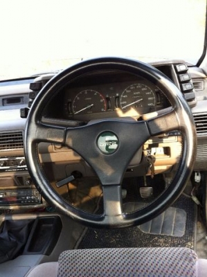 พวงมาลัยหนัง MOMO คอ isuzu ใส่มังกร คามีโอ ดราก้อน 2000บาท