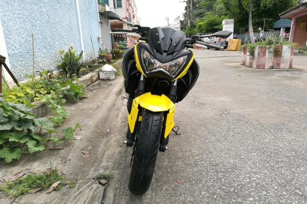 Z300 Abs 2015 รถบ้านแท้ เจ้าของคนเดียว รูดบัตรได้