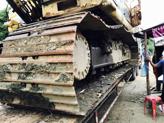 ขายโซ่พร้อมใบ ถอดจาก CAT320 สวยๆ ขายโซ่พร้อมใบ ถอดจาก CAT320 สวยๆ