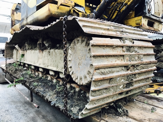 ขายโซ่พร้อมใบ ถอดจาก CAT320 สวยๆ