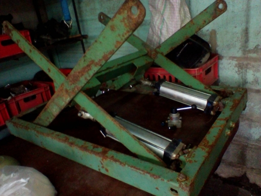 เครื่องยกไฮดรอลิค