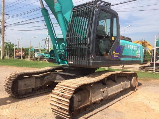 ขายรถแบคโฮ KOBELCO SK320 MARK 6 YN09 ปี2006 รถนอกนำเข้าจากญี่ปุ่น สภาพสวยพร้อมใช้ มีVDOการทำงานครับ
