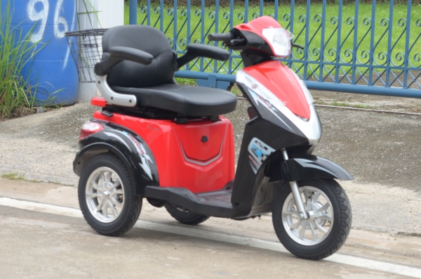 รถไฟฟ้า รุ่น R- 500