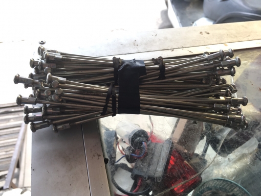 ซี่ลวด Honda wave เดิม2 ชุด 240.-