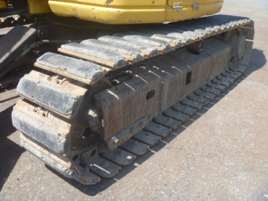 Komatsu PC30MR-2 เก่าญี่ปุ่น แทรคเหล็กหุ้มก้อนยาง หัวเก๋งยกได้