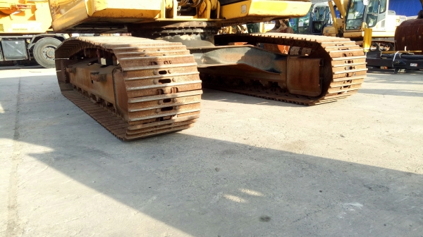 โปรโมชั่นสิ้นปี เคลียสต็อก ขายแบคโฮ SUMITOMO SH200-5  รถปี 2012 ชั่วโมงทำงาน 5,789 ชั่วโมง ปีใหม่ๆราคาสวยๆ โทร 061-4194021 พรภวิษย์