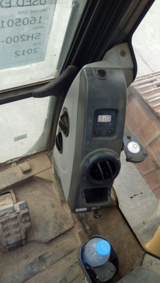โปรโมชั่นสิ้นปี เคลียสต็อก ขายแบคโฮ SUMITOMO SH200-5  รถปี 2012 ชั่วโมงทำงาน 5,789 ชั่วโมง ปีใหม่ๆราคาสวยๆ โทร 061-4194021 พรภวิษย์