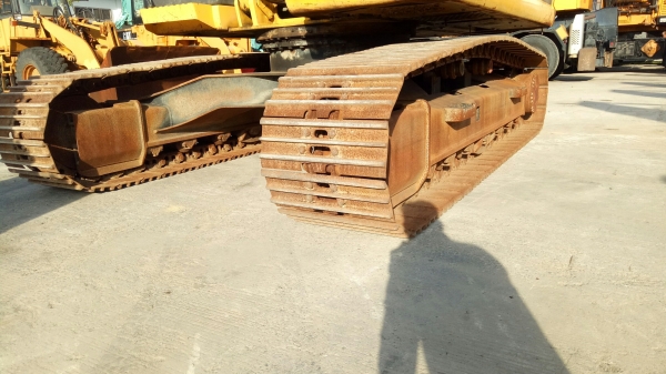 โปรโมชั่นสิ้นปี เคลียสต็อก ขายแบคโฮ SUMITOMO SH200-5  รถปี 2012 ชั่วโมงทำงาน 5,789 ชั่วโมง ปีใหม่ๆราคาสวยๆ โทร 061-4194021 พรภวิษย์