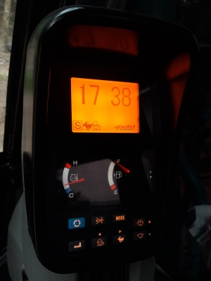 ขายด่วน รถแบคโฮ KOBELCO SK200-8 Yn12 SuperXM ใช้งาน 4 พันชั่วโมง (ยังอยู่ในระยะPM)