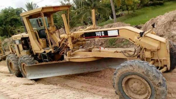 ขายรถเกรดยี่ห้อ caterpillar รุ่น12g เป็นรถบ้าน รถทำงาน สภาพทำงานได้เลย ขาย1650000บ.