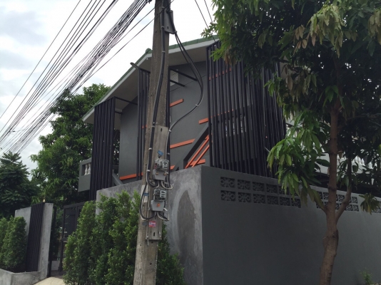 ขาย 5,999,999 หอพักเช่า 30 ห้อง เนื้อที่ 84 ตารางวา เขตบางเขน วัชพล สุขาภิบาล 5 หอพักเช่าสวยใหม่ทำเลทอง 090-772-3710 090-772-3708