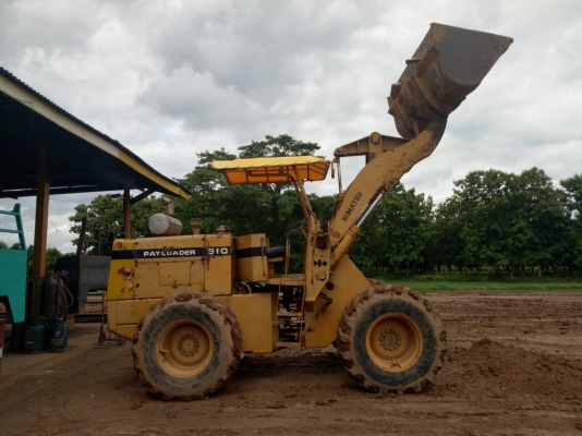 ขาย 485,000 รถตักล้อยาง KOMATSU 510 เครื่องดี เกียร์แรง เอวแน่น ยางพร้อมใช้ เอกสารอินวอยทร์ รถอยู่ พิจิตร 090-772-3710 090-772-3708
