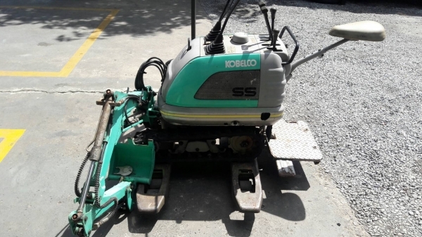 ขาย รถแบคโฮจิ๋ว KOBELCO SS สภาพสวยเดิมเดิมใช้งานน้อยมาก ราคา 98,000