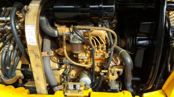 ขาย รถขุด KOMATSU รุ่น PC30-7- มือสองญี่ปุ่น แทรกเหล็ก สลักบูท เอวแน่น 100\% ทำงานไวดี ทุกระบบ สวยพร้อมใช้งาน มือถือ/LINE ID : 0818753444